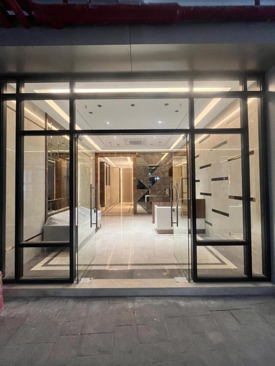 Hsquare Luxury Apartments Goregaon Bombay Extérieur photo