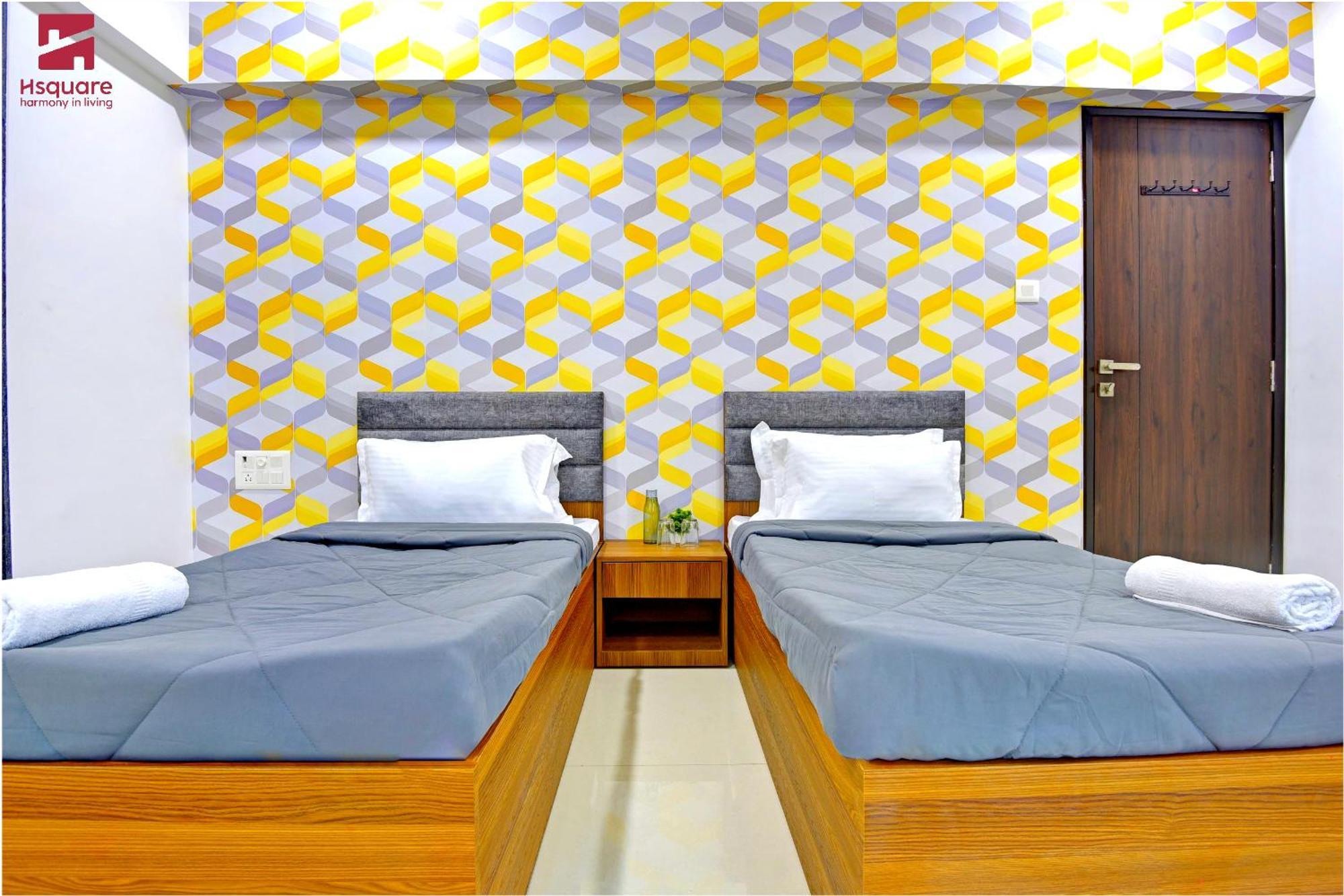Hsquare Luxury Apartments Goregaon Bombay Extérieur photo